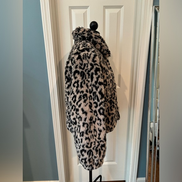 Animal Print Coat - Picture 8 of 13